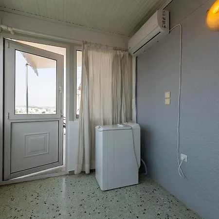 Penthouse Under Acropolis Hill Apartment